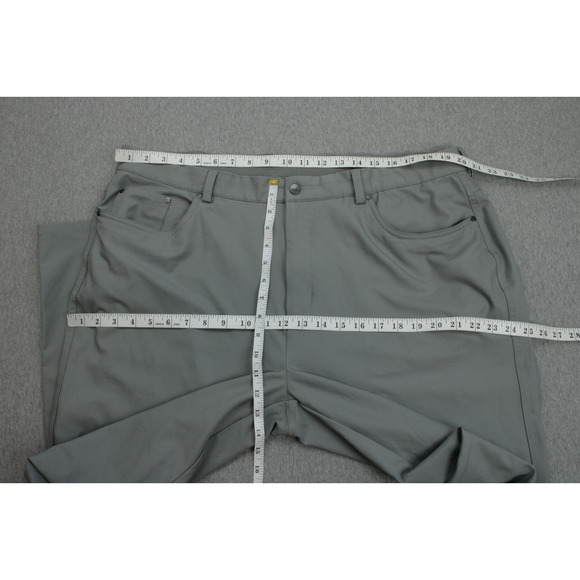 Greg Norman Pants Mens 40 x 32 Gray Stretch Golf Performance - Picture 5 of 6